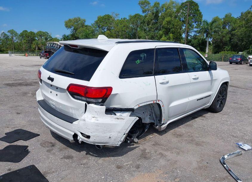 Photo 4 of 2022 Jeep Grand CHEROKEE WK LAREDO X 4X2 (VIN 1C4RJEAG8NC155575)