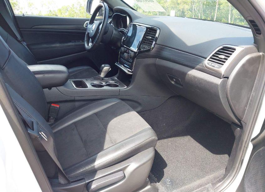 Photo 5 of 2022 Jeep Grand CHEROKEE WK LAREDO X 4X2 (VIN 1C4RJEAG8NC155575)