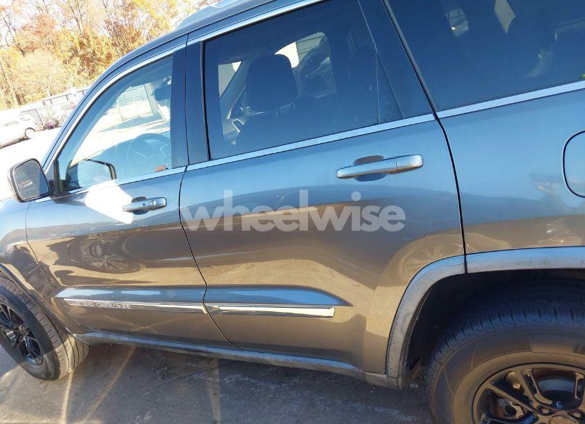 Photo 14 of 2012 Jeep Grand CHEROKEE LAREDO (VIN 1C4RJEAG9CC202061)