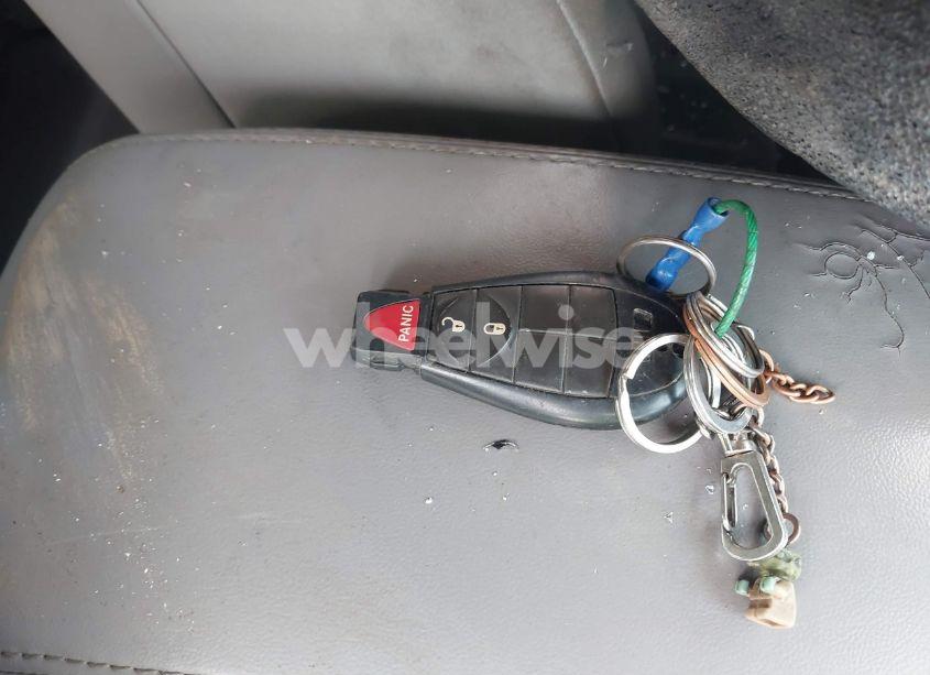 Photo 11 of 2012 Jeep Grand CHEROKEE LAREDO (VIN 1C4RJEAG9CC215439)