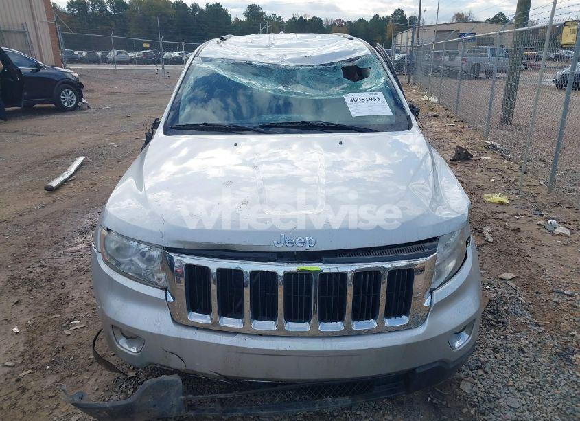 Photo 12 of 2012 Jeep Grand CHEROKEE LAREDO (VIN 1C4RJEAG9CC215439)