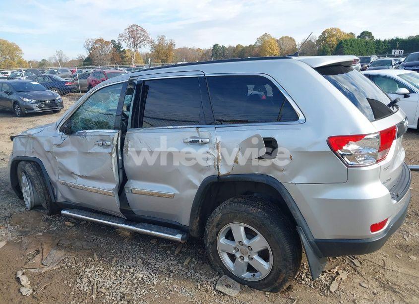 Photo 14 of 2012 Jeep Grand CHEROKEE LAREDO (VIN 1C4RJEAG9CC215439)