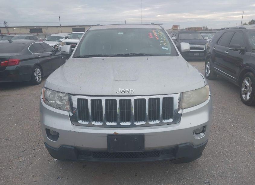 Photo 12 of 2013 Jeep Grand CHEROKEE LAREDO (VIN 1C4RJEAG9DC538312)