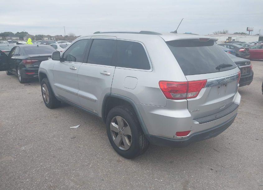 Photo 3 of 2013 Jeep Grand CHEROKEE LAREDO (VIN 1C4RJEAG9DC538312)