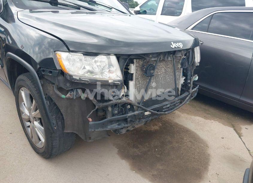 Photo 18 of 2013 Jeep Grand CHEROKEE LAREDO (VIN 1C4RJEAG9DC569835)