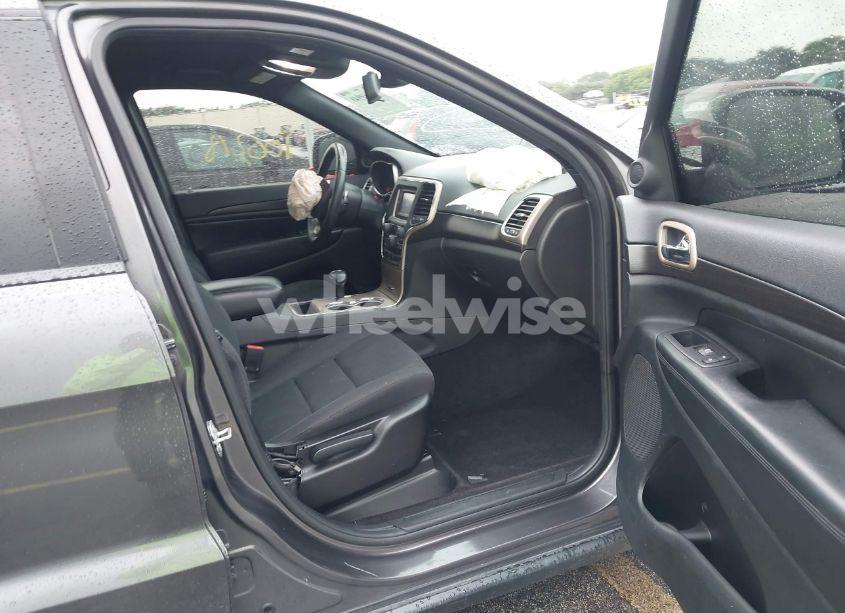 Photo 5 of 2014 Jeep Grand CHEROKEE LAREDO (VIN 1C4RJEAG9EC549974)