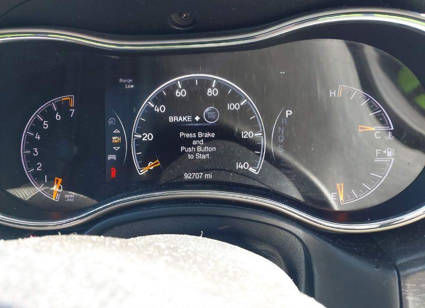 Photo 7 of 2015 Jeep Grand CHEROKEE LAREDO (VIN 1C4RJEAG9FC160706)