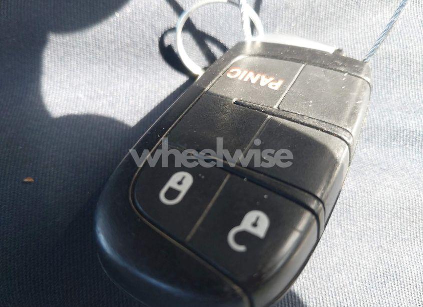 Photo 11 of 2017 Jeep Grand CHEROKEE LAREDO 4X2 (VIN 1C4RJEAG9HC731159)