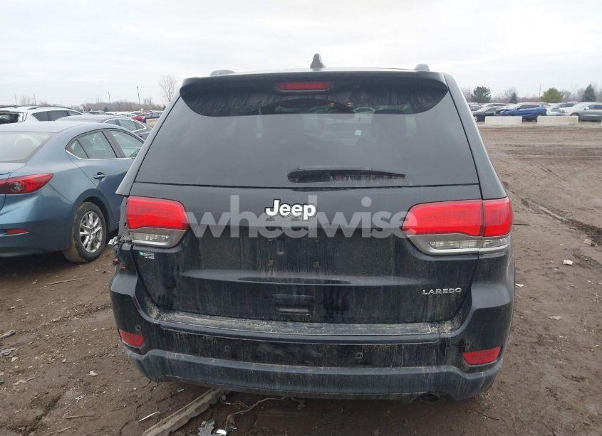 Photo 16 of 2017 Jeep Grand CHEROKEE LAREDO 4X2 (VIN 1C4RJEAG9HC888111)