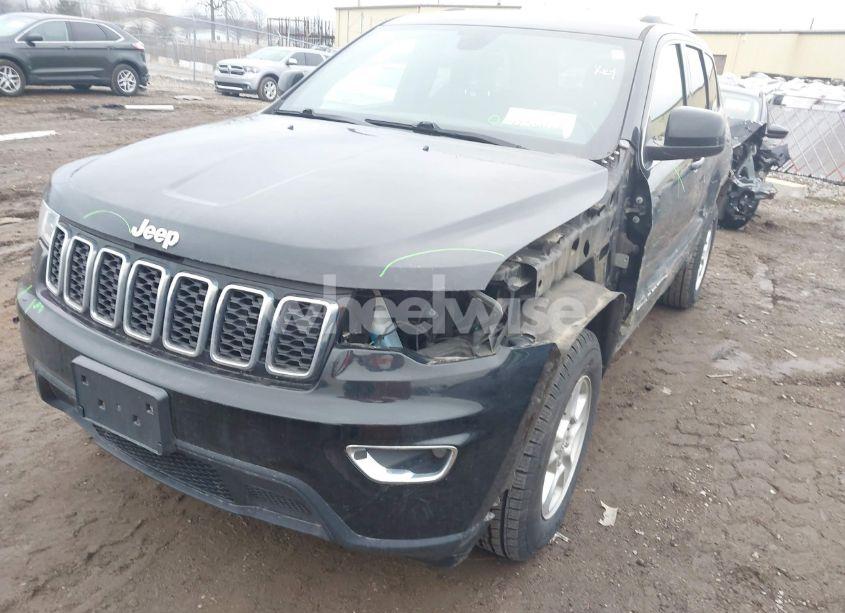 Photo 2 of 2017 Jeep Grand CHEROKEE LAREDO 4X2 (VIN 1C4RJEAG9HC888111)