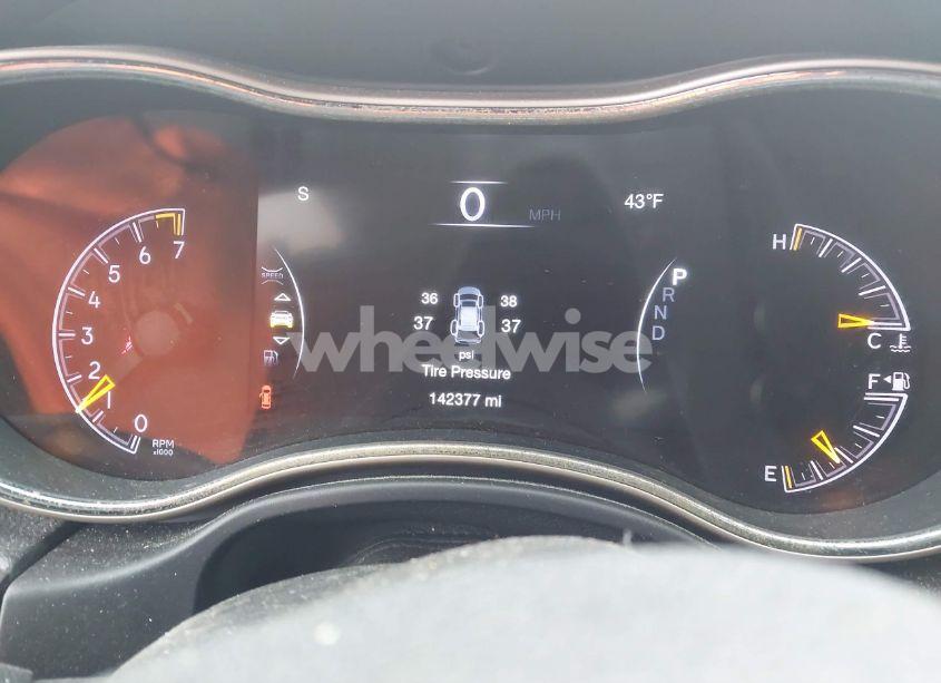 Photo 7 of 2017 Jeep Grand CHEROKEE LAREDO 4X2 (VIN 1C4RJEAG9HC888111)