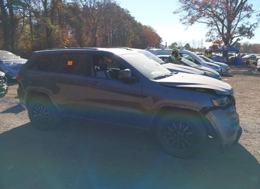 Photo 12 of 2018 Jeep Grand CHEROKEE ALTITUDE 4X2 (VIN 1C4RJEAG9JC403956)