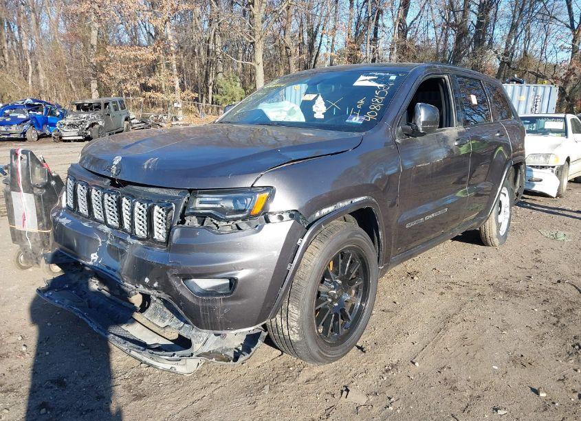 Photo 2 of 2018 Jeep Grand CHEROKEE ALTITUDE 4X2 (VIN 1C4RJEAG9JC403956)