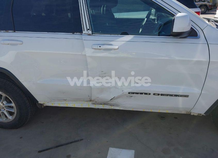 Photo 6 of 2018 Jeep Grand CHEROKEE LAREDO E 4X2 (VIN 1C4RJEAG9JC451120)