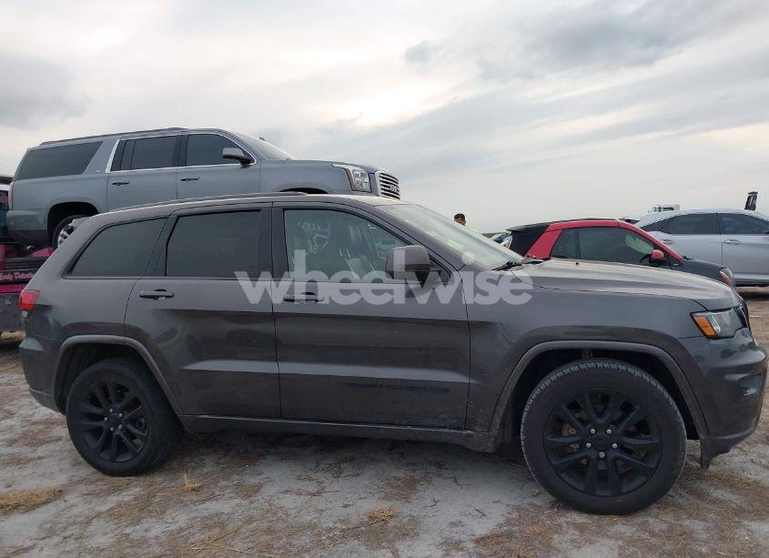 Photo 13 of 2019 Jeep Grand CHEROKEE ALTITUDE 4X2 (VIN 1C4RJEAG9KC672704)