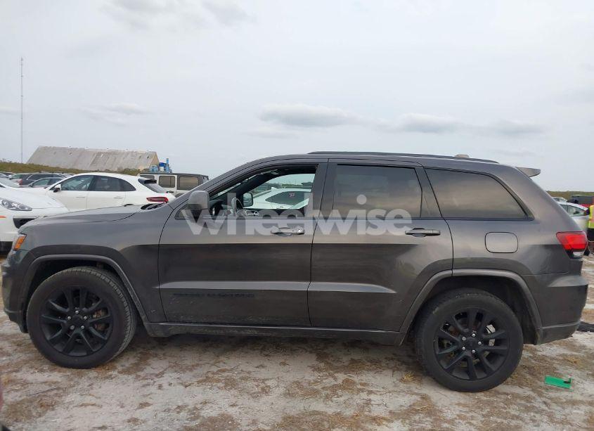 Photo 14 of 2019 Jeep Grand CHEROKEE ALTITUDE 4X2 (VIN 1C4RJEAG9KC672704)