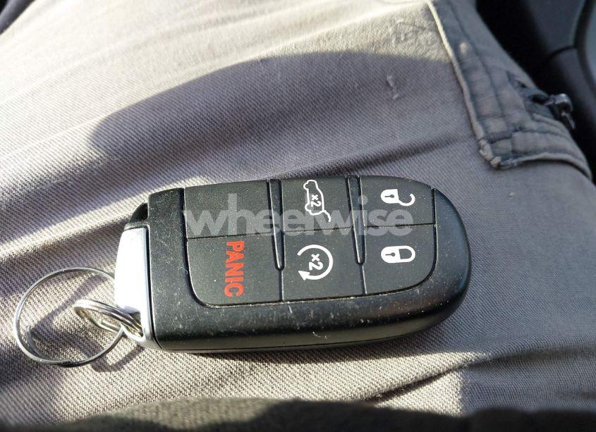 Photo 11 of 2019 Jeep Grand CHEROKEE UPLAND 4X2 (VIN 1C4RJEAG9KC850711)