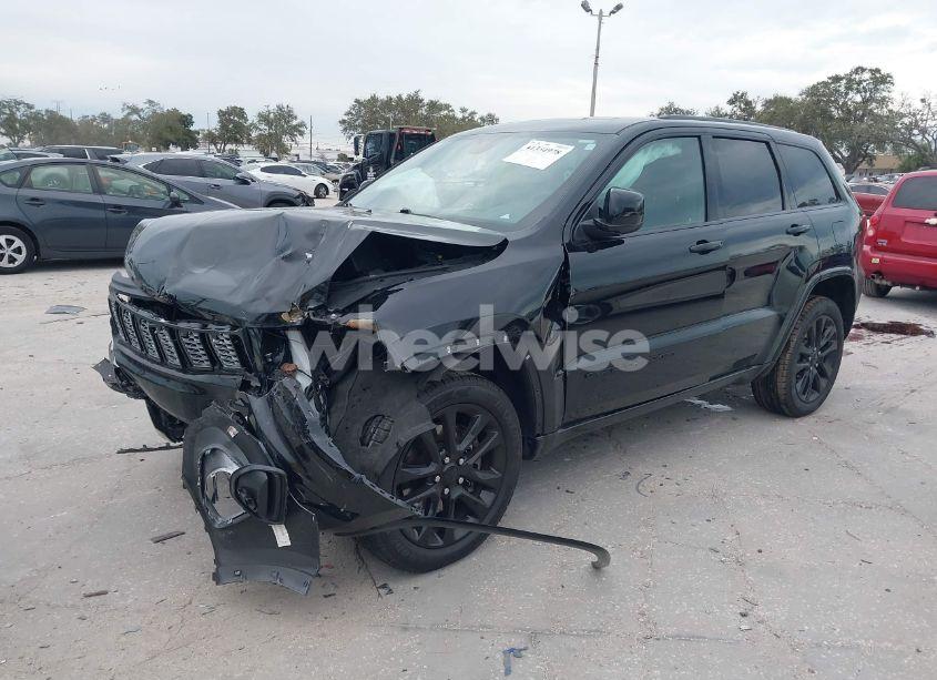 Photo 2 of 2021 Jeep Grand CHEROKEE LAREDO X 4X2 (VIN 1C4RJEAG9MC881802)