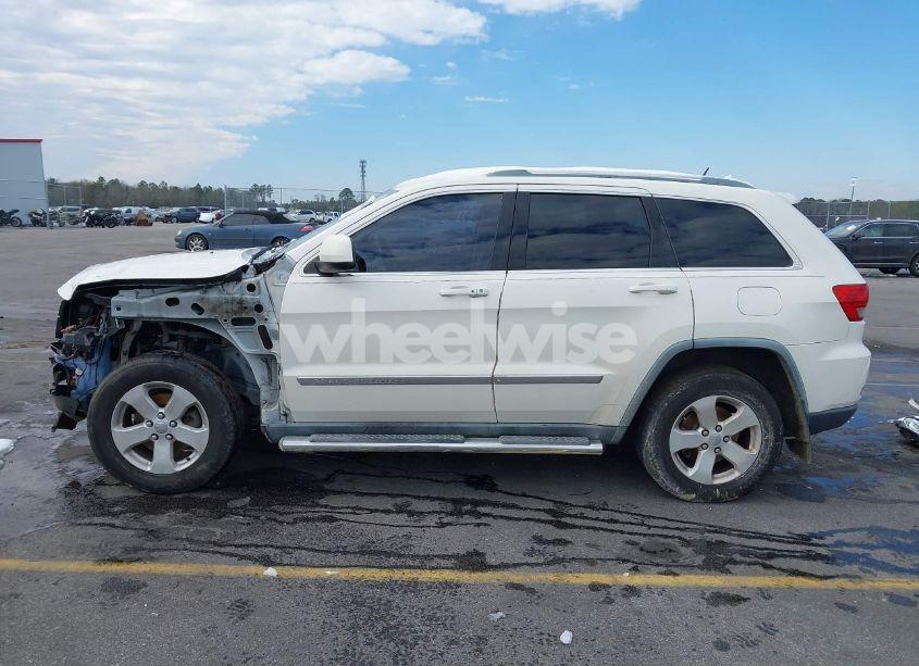 Photo 15 of 2012 Jeep Grand CHEROKEE LAREDO (VIN 1C4RJEAGXCC215448)