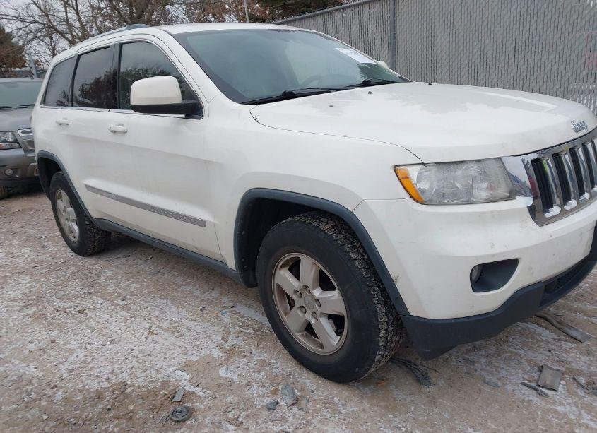 2012 Jeep Grand CHEROKEE LAREDO (VIN 1C4RJEAGXCC223162) main photo