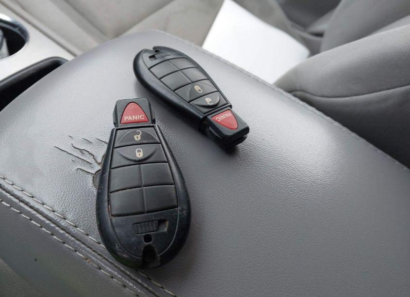 Photo 11 of 2012 Jeep Grand CHEROKEE LAREDO (VIN 1C4RJEAGXCC223162)