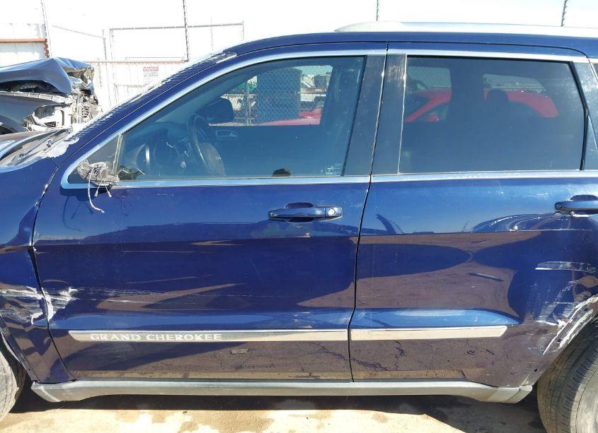 Photo 14 of 2012 Jeep Grand CHEROKEE LAREDO (VIN 1C4RJEAGXCC259840)