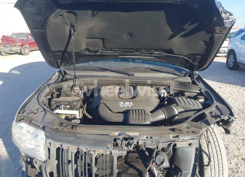 Photo 10 of 2012 Jeep Grand CHEROKEE LAREDO (VIN 1C4RJEAGXCC355032)