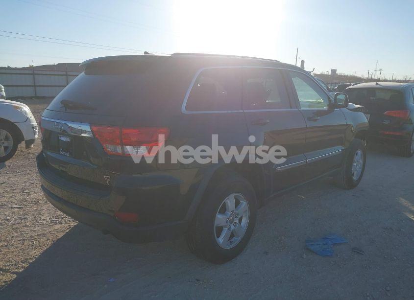 Photo 4 of 2012 Jeep Grand CHEROKEE LAREDO (VIN 1C4RJEAGXCC355032)