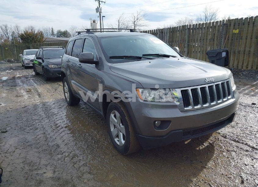 2013 Jeep Grand CHEROKEE LAREDO (VIN 1C4RJEAGXDC507778) main photo