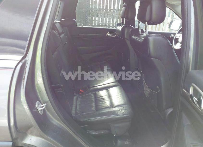 Photo 8 of 2013 Jeep Grand CHEROKEE LAREDO (VIN 1C4RJEAGXDC507778)