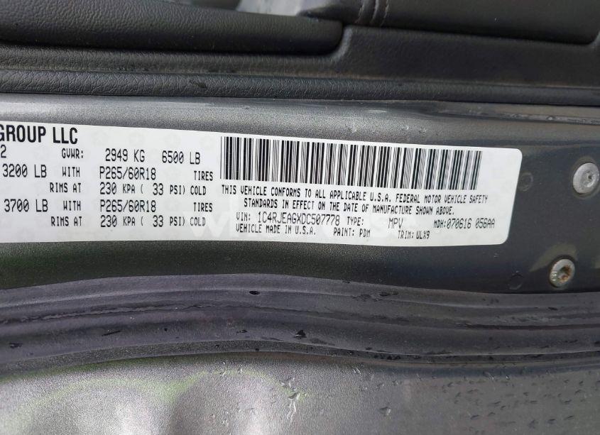 Photo 9 of 2013 Jeep Grand CHEROKEE LAREDO (VIN 1C4RJEAGXDC507778)
