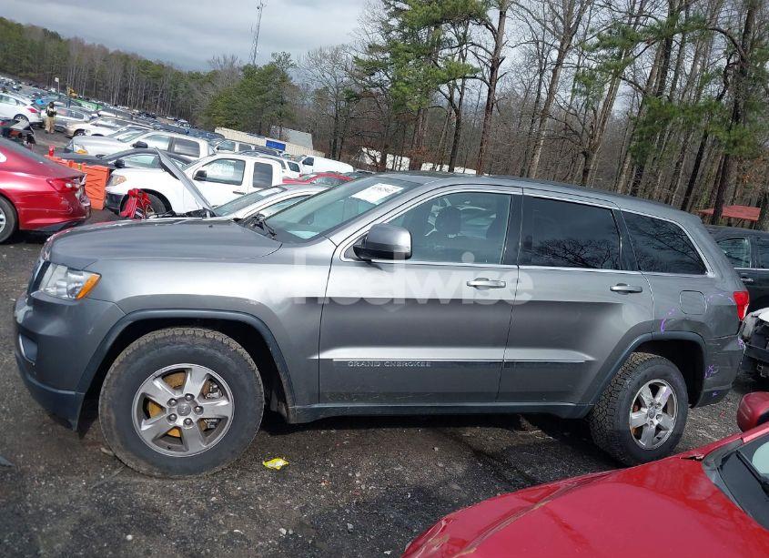 Photo 14 of 2013 Jeep Grand CHEROKEE LAREDO (VIN 1C4RJEAGXDC604625)