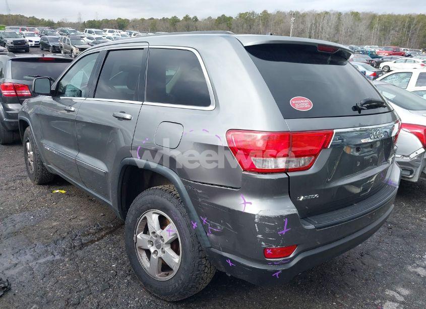 Photo 3 of 2013 Jeep Grand CHEROKEE LAREDO (VIN 1C4RJEAGXDC604625)