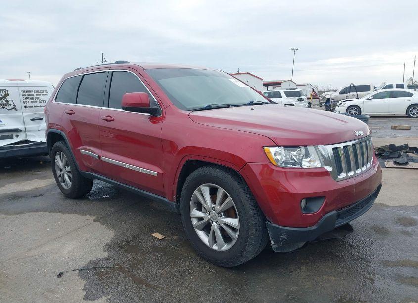 2013 Jeep Grand CHEROKEE LAREDO (VIN 1C4RJEAGXDC650908) main photo