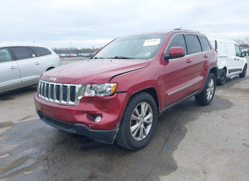 Photo 2 of 2013 Jeep Grand CHEROKEE LAREDO (VIN 1C4RJEAGXDC650908)