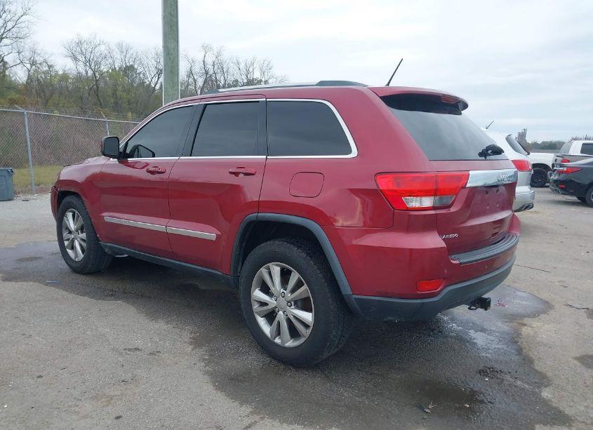 Photo 3 of 2013 Jeep Grand CHEROKEE LAREDO (VIN 1C4RJEAGXDC650908)