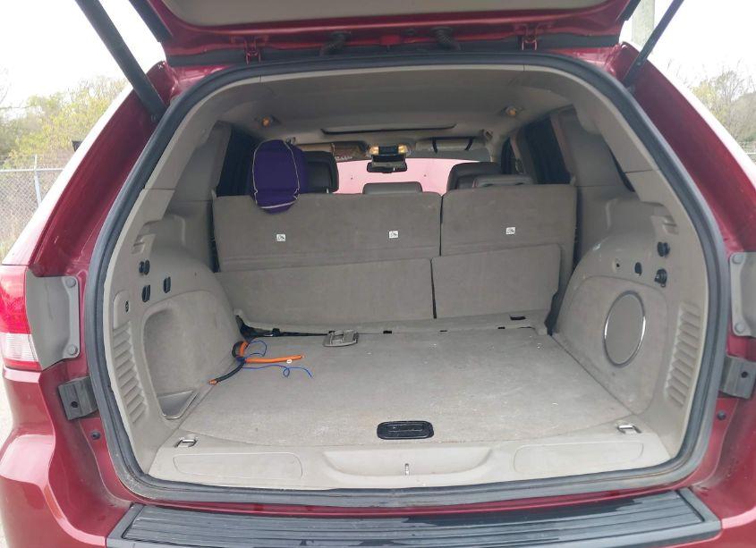 Photo 8 of 2013 Jeep Grand CHEROKEE LAREDO (VIN 1C4RJEAGXDC650908)