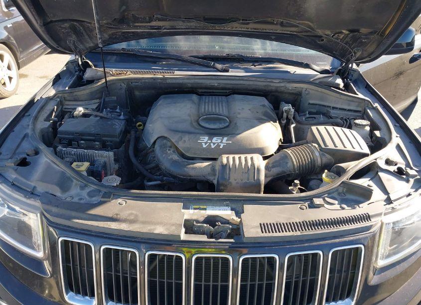 Photo 10 of 2014 Jeep Grand CHEROKEE LAREDO (VIN 1C4RJEAGXEC145307)