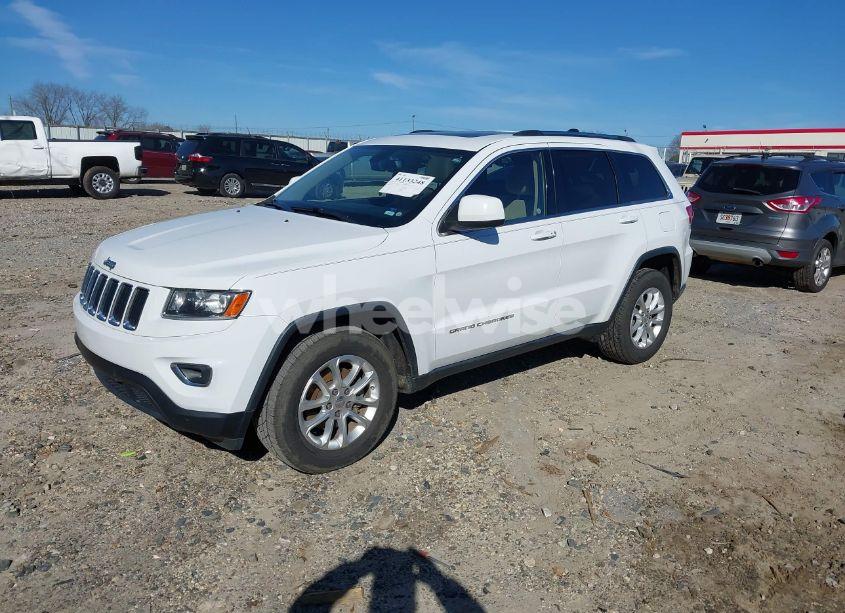 Photo 2 of 2014 Jeep Grand CHEROKEE LAREDO (VIN 1C4RJEAGXEC274471)