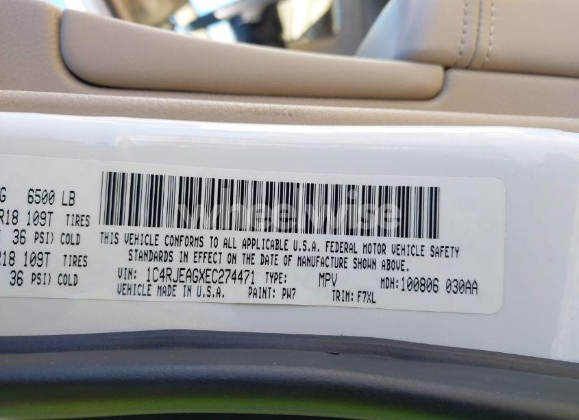 Photo 9 of 2014 Jeep Grand CHEROKEE LAREDO (VIN 1C4RJEAGXEC274471)