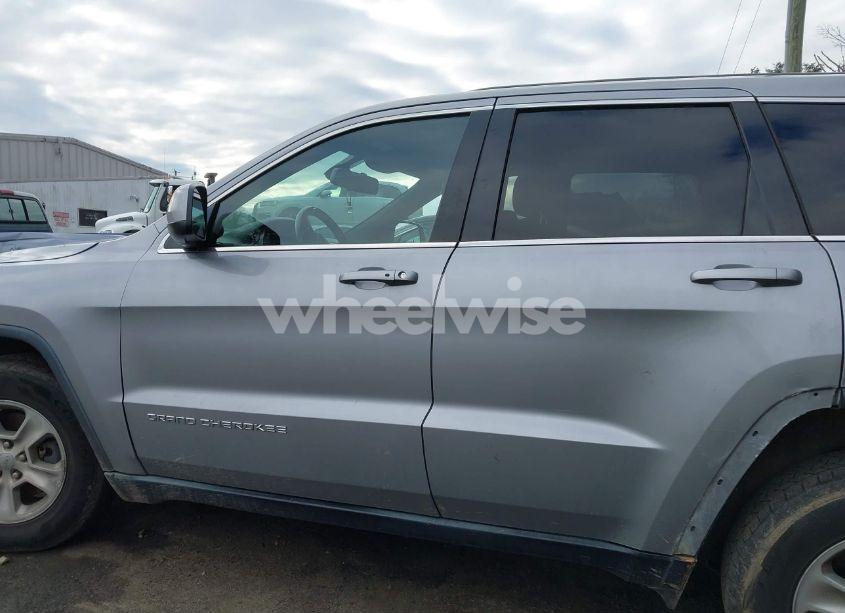 Photo 14 of 2014 Jeep Grand CHEROKEE LAREDO (VIN 1C4RJEAGXEC274535)