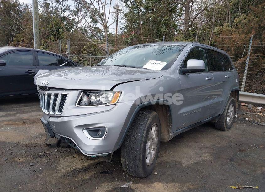 Photo 2 of 2014 Jeep Grand CHEROKEE LAREDO (VIN 1C4RJEAGXEC274535)