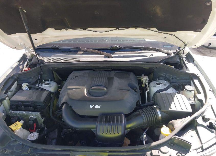 Photo 10 of 2014 Jeep Grand CHEROKEE LAREDO (VIN 1C4RJEAGXEC411943)