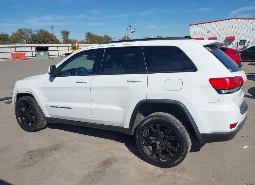 Photo 15 of 2014 Jeep Grand CHEROKEE LAREDO (VIN 1C4RJEAGXEC411943)