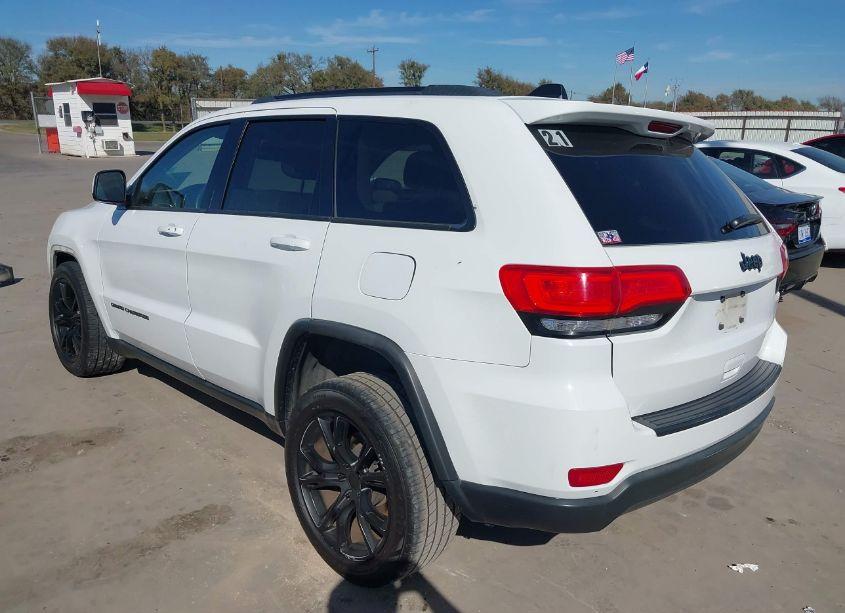 Photo 3 of 2014 Jeep Grand CHEROKEE LAREDO (VIN 1C4RJEAGXEC411943)