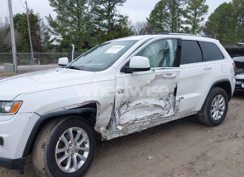 Photo 6 of 2015 Jeep Grand CHEROKEE LAREDO (VIN 1C4RJEAGXFC118870)