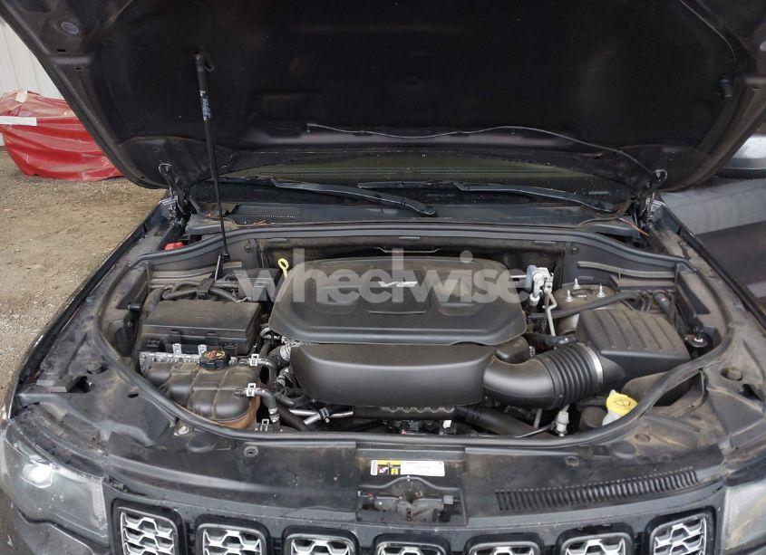 Photo 10 of 2017 Jeep Grand CHEROKEE ALTITUDE 4X2 (VIN 1C4RJEAGXHC955976)