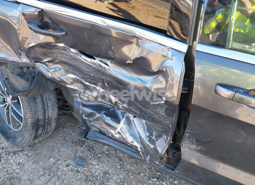 Photo 6 of 2018 Jeep Grand CHEROKEE LAREDO E 4X2 (VIN 1C4RJEAGXJC402718)