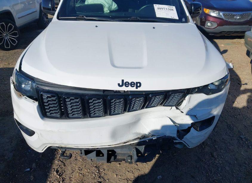 Photo 13 of 2019 Jeep Grand CHEROKEE UPLAND 4X2 (VIN 1C4RJEAGXKC543175)