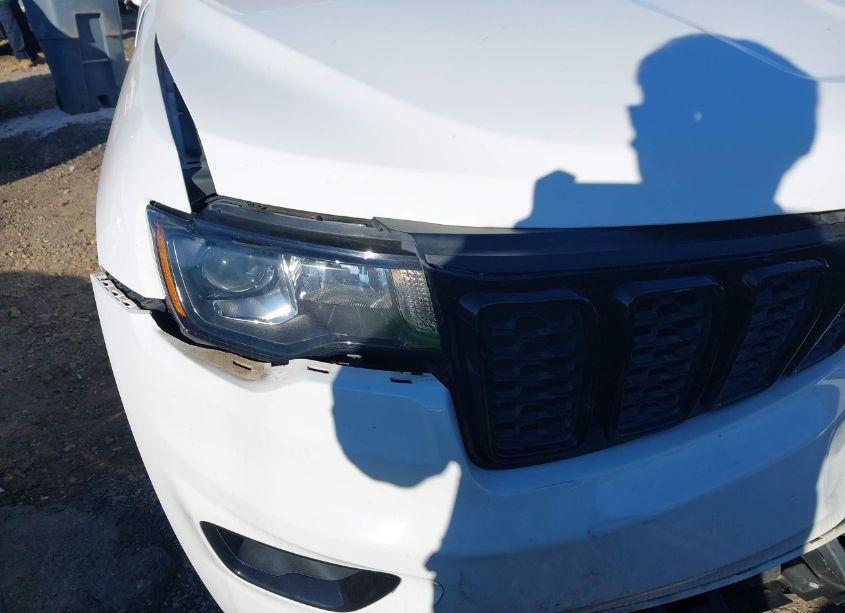 Photo 20 of 2019 Jeep Grand CHEROKEE UPLAND 4X2 (VIN 1C4RJEAGXKC543175)